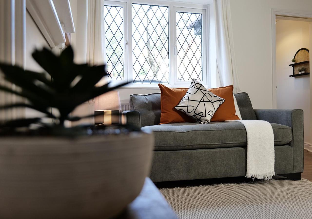 Modern Spark Home With Parking, Garden, Wi-Fi Birmingham Bagian luar foto
