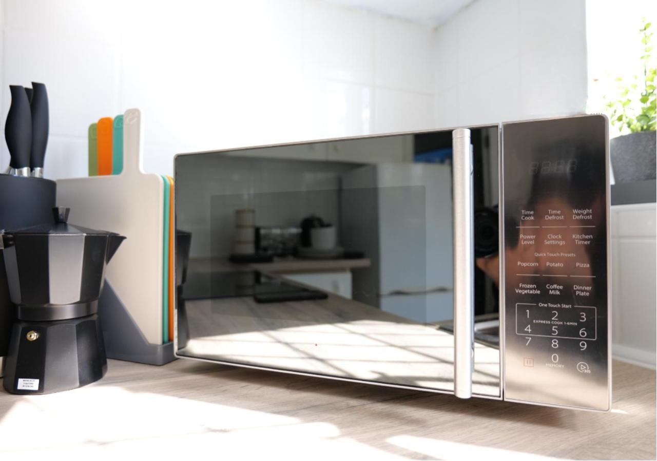 Modern Spark Home With Parking, Garden, Wi-Fi Birmingham Bagian luar foto